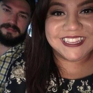 Meet your Posher, Roxy